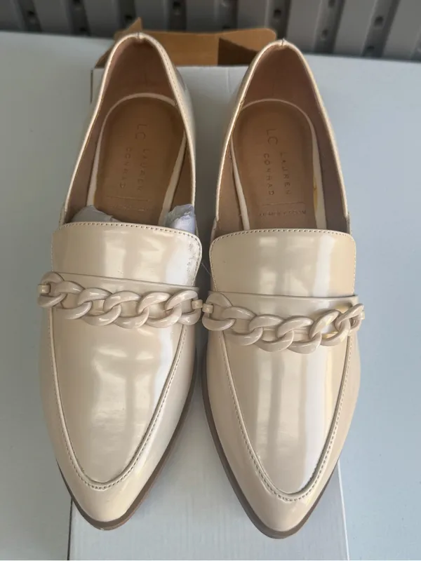 LC Lauren Conrad Cream Chain-Accent Loafers - Image 4