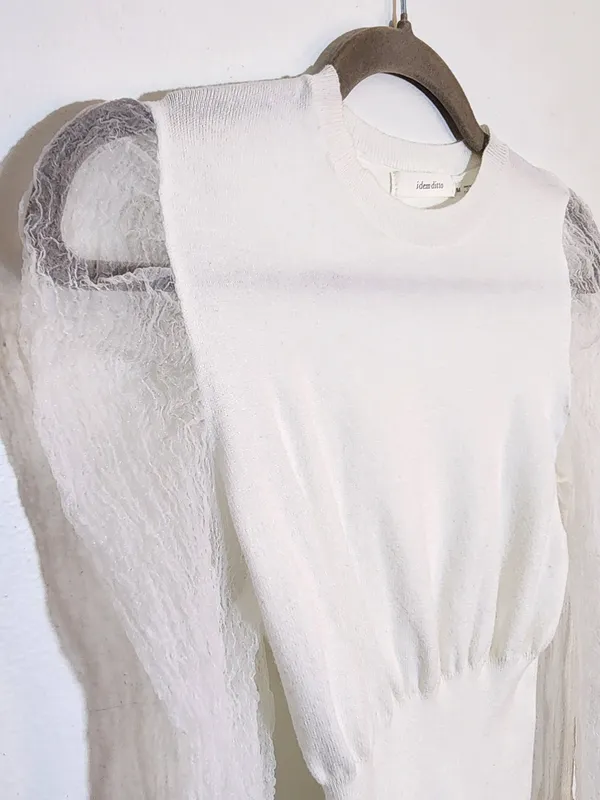Idem Ditto White Cropped Sweater with Sheer Sleeves Size Medium Flaw - Image 4