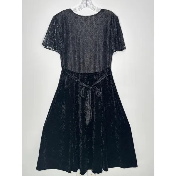 Vintage 1990s Ms. Choice Black Lace & Velvet Maxi Dress Made in USA large - Image 11