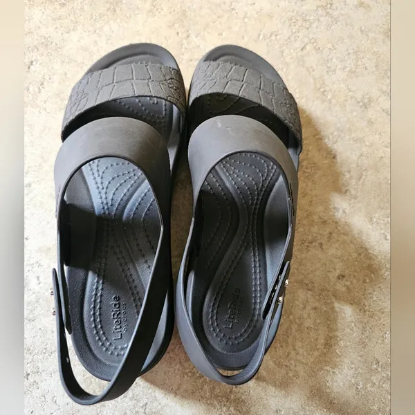 Crocs Brooklin - Image 7