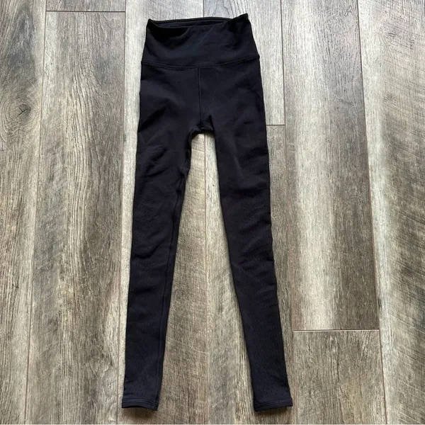 Lululemon High Rise Reveal Precision Tights in Black Size 2 Laser Cut Mesh Leg - Image 4