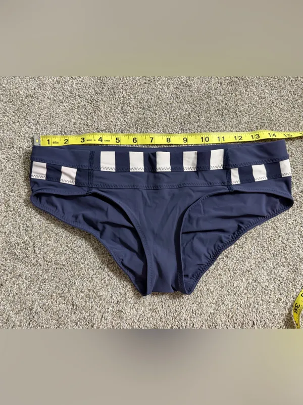 Lululemon Shanti Surf Hipster Steep Stripe Printed Cadet Blue Size 6 Bottom ONLY - Image 8