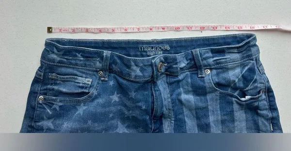Maurices women’s size 14 stars and stripe high-rise cut off denim shorts - Image 5