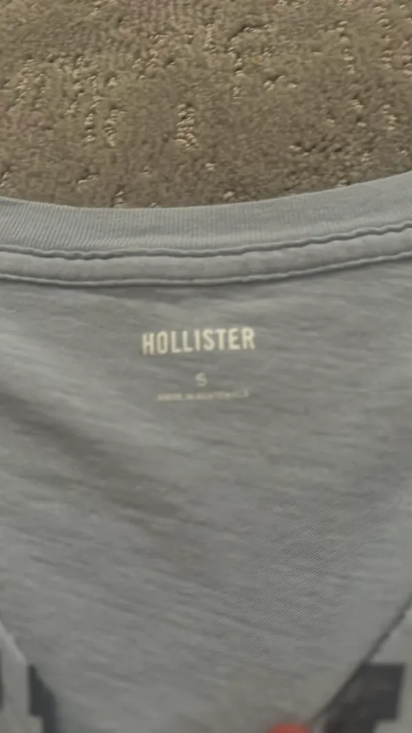 Hollister - Image 2