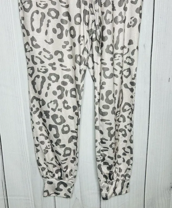 NWT Leo Rosi Womens Animal Print Pajama Sleepwear Set Sz S Gray Long Sleeve - Image 13