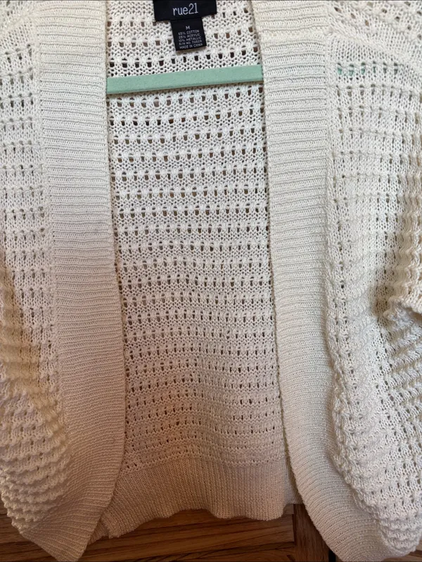 rue21 Cream Open-Front Short-Sleeve Knit Cardigan Medium - Image 4