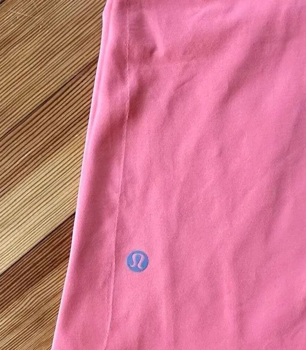 Lululemon Rise and Flow Tank in Cape Red Size 6 - Image 7