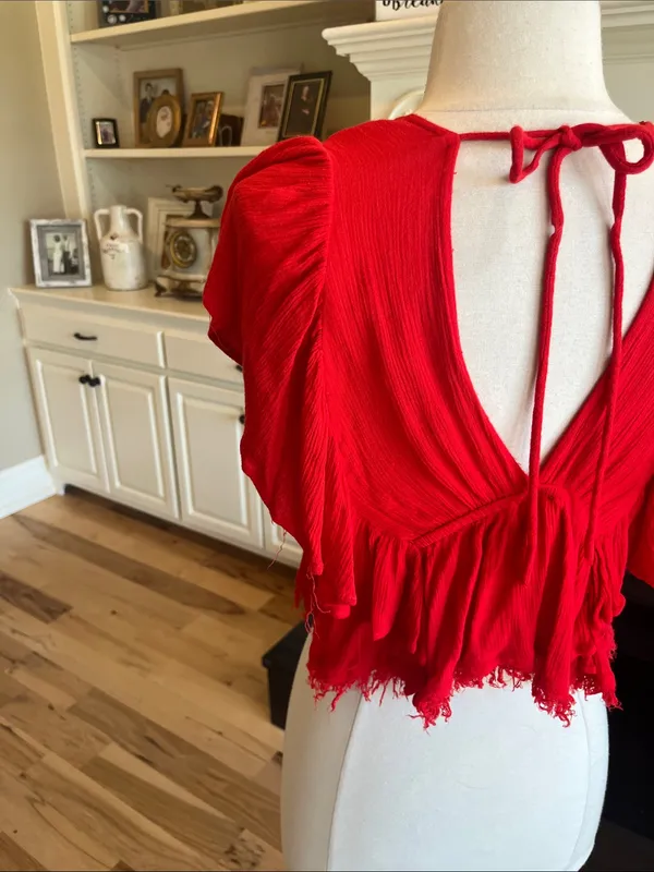 Skylar * Madison Red Ruffled V-Neck Crop Top - Image 9