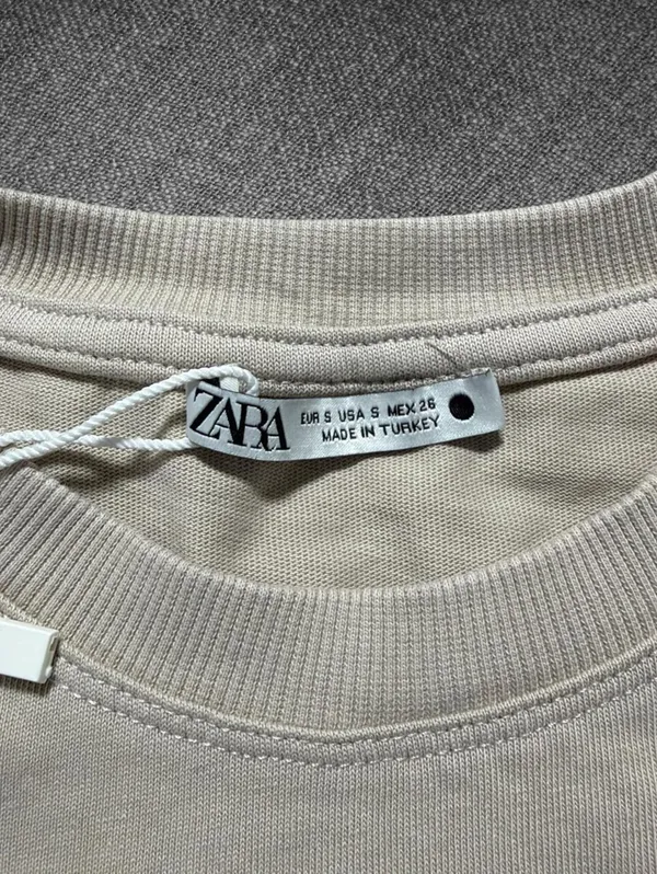 Zara Taupe Cropped Boxy T-Shirt Size Small - Image 4