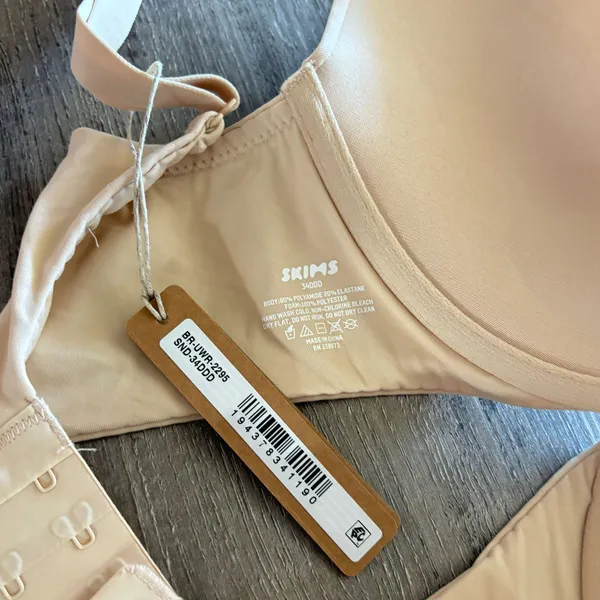 SKIMS New  Bra 34DDD - Image 3