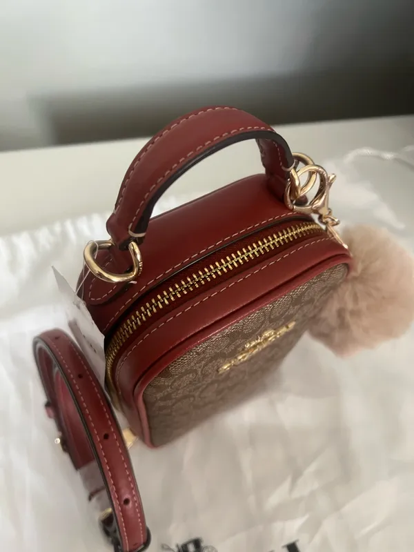 Coach Phone Crossbody Bag - Image 3