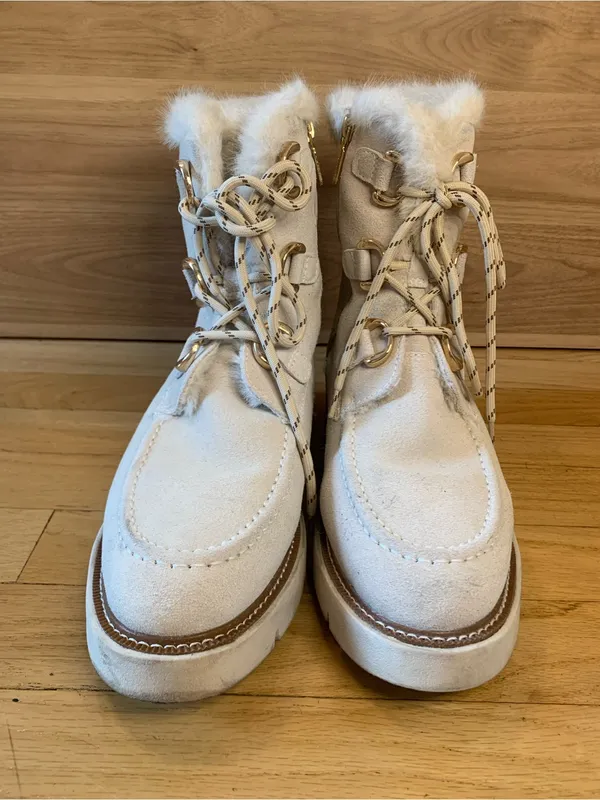 Blondo Monday Waterproof Lace-Up Boots - Size 8.5 - Image 4