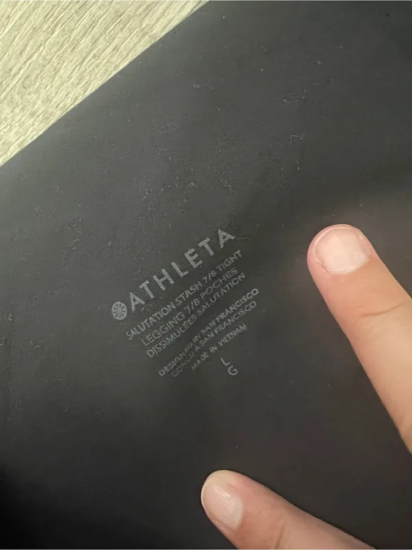 Athleta large leggings 7/8 length - Image 7