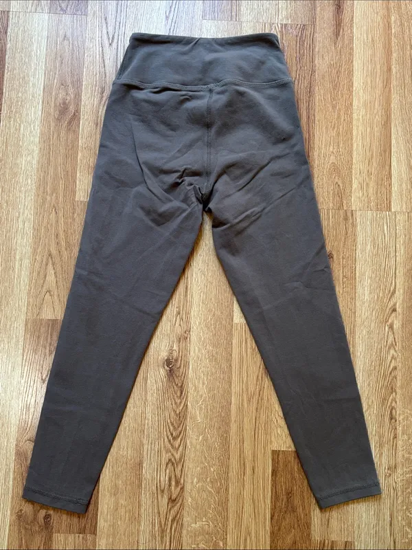 MATE the Label Organic Stretch Midi Legging in Pebble - Image 4