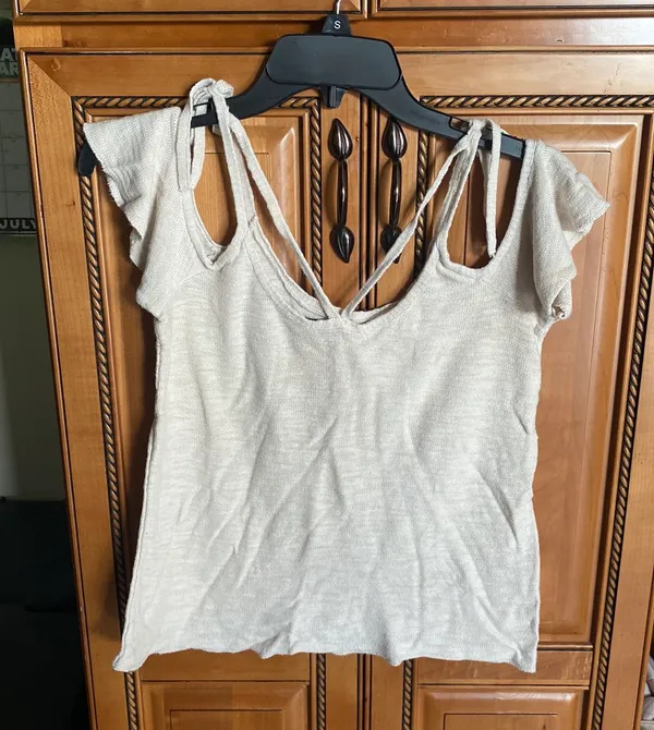 American Eagle Knit Top - Image 2