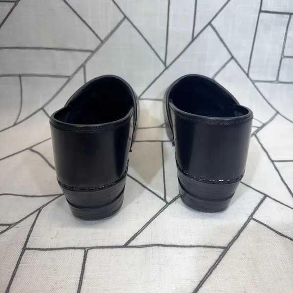 Sanita Professional Clogs‎ Size 40 Black Leather Slip On Comfort Shoes - Image 3