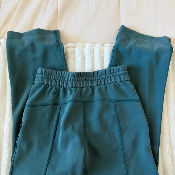 Lululemon Softstreme High-Rise Straight Leg Crop Storm Teal size 2 - Image 11