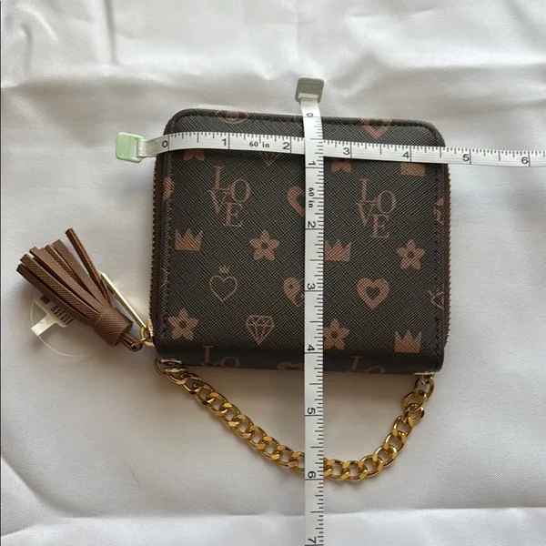 Claire’s Status Icons Zip Around Wallet - Image 6