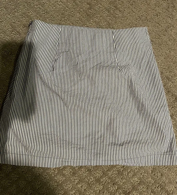 Urban Outfitters Skirt - Image 3