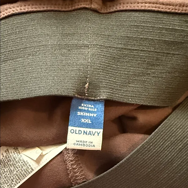 Old Navy Women's Brown Trousers - Image 3