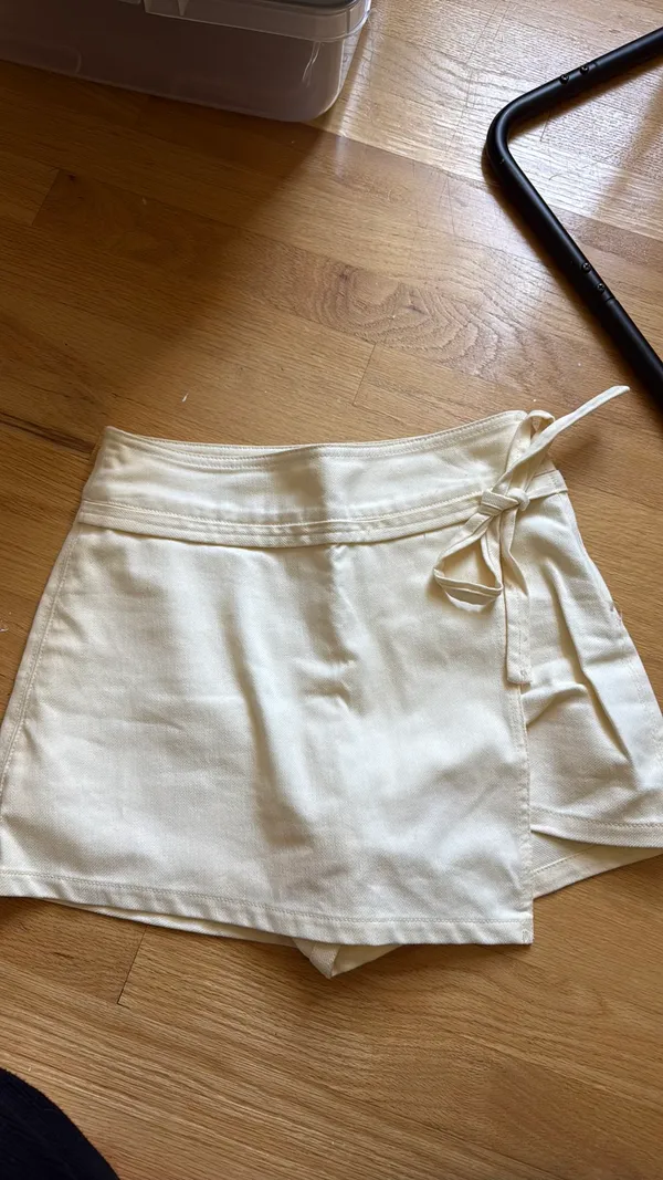 ZARA Cream Skort Mini - Image 3