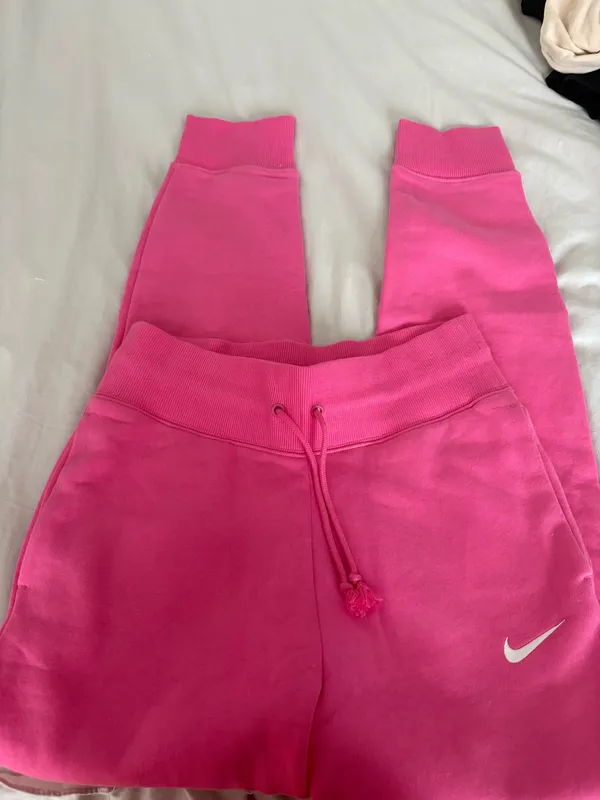 Nike Pink Sweatpants Joggers - Image 3