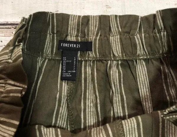 Forever 21 Striped Crop Top & Paper Bag Shorts Set - Image 7