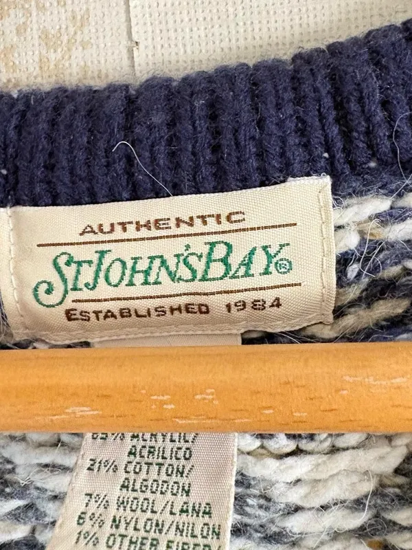 Vintage 90s St. John's Bay Blue White Fair Isle Wool Zip Sweater Vest L - Image 6