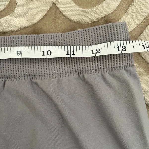 FITATTI compression leggings for workouts size M/L Curvy fit. - Image 4