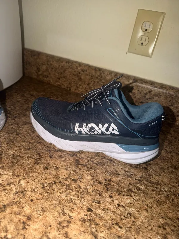 Hoka Bondi 7 Sneakers - Image 8