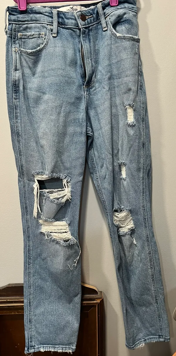 Curvy High Rise Mom Jeans - Image 2