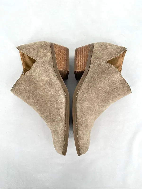 Lucky Brand Fenley Taupe Suede Side Zip Stacked Block Heel Ankle Booties 8M - Image 3