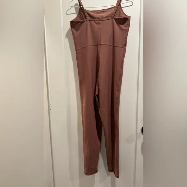 Old Navy Brown Women's Athletic Bodysuit Size‎ Large - Image 3