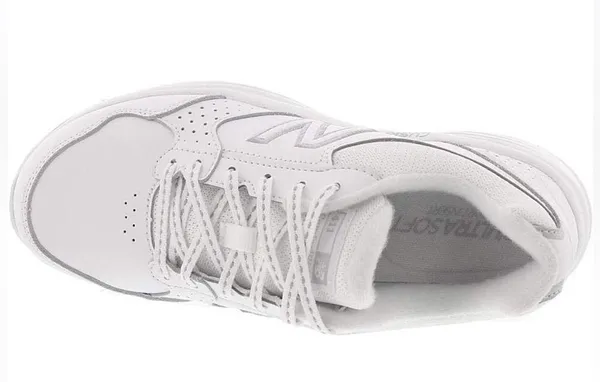 Women’s White New Balance 411 size 10 - Image 3