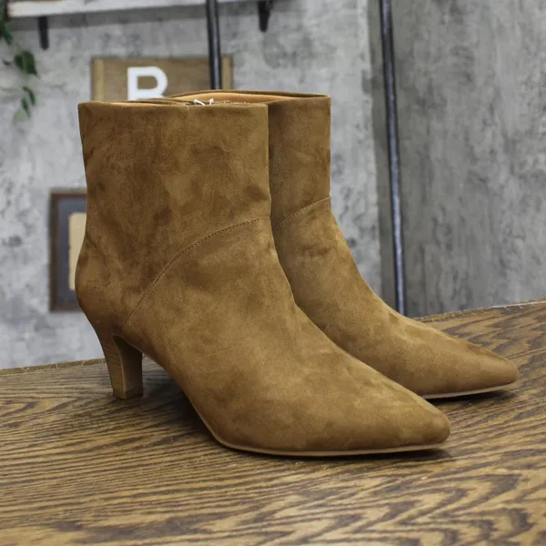 NWT Universal Thread Womens Frances Ankle Boots 88744371 Brown 11M - Image 2