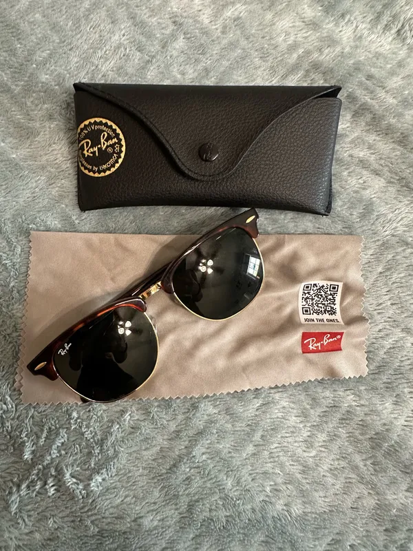 Ray-Ban Clubmaster Sunglasses - Image 2