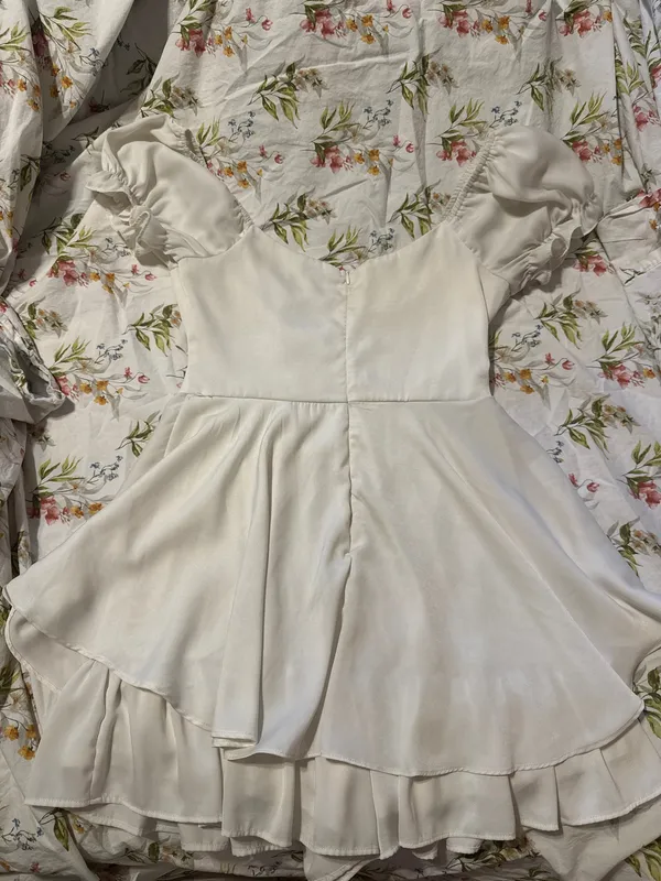 Cream Ruffled Dress White Size M - Image 5