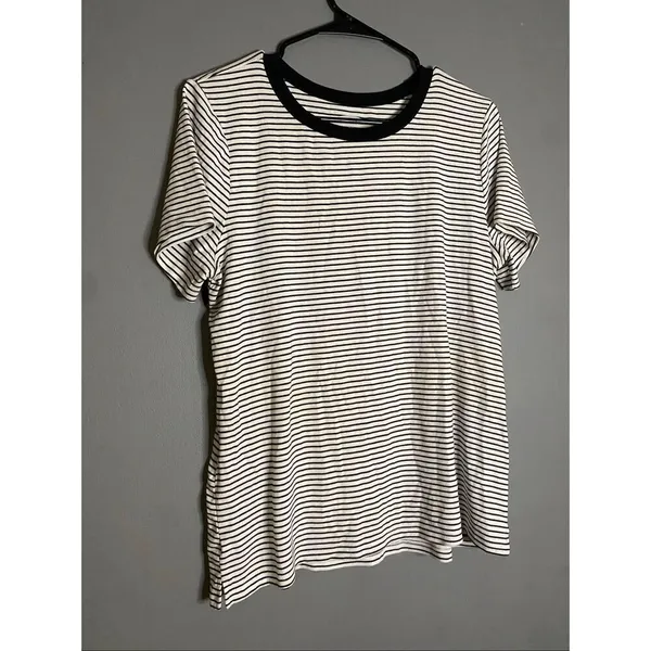 Old Navy Black White Stripe Crewneck Short Sleeve Shirt Size XL Slim Fit - Image 2