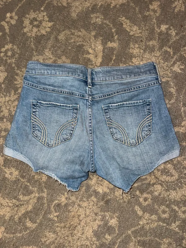 Hollister Jean Shorts - Image 2