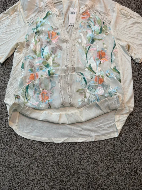 Anthropologie TINY Eliana Embroidered Floral Top Ivory Small NWT - Image 9