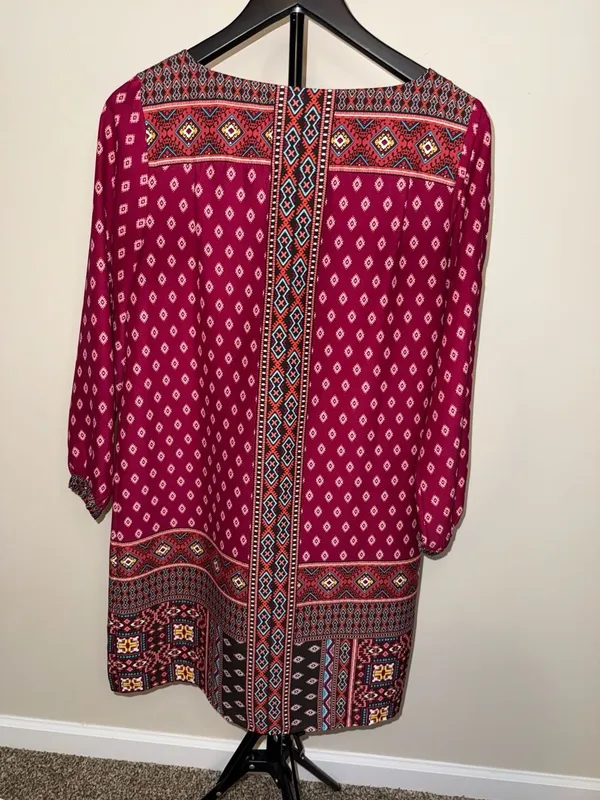 LOFT Women Magenta Red Geometric Print Boho Shift Dress Size Small - Image 2