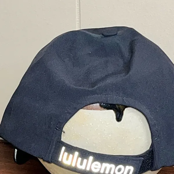 Lululemon black running hat women’s - Image 3