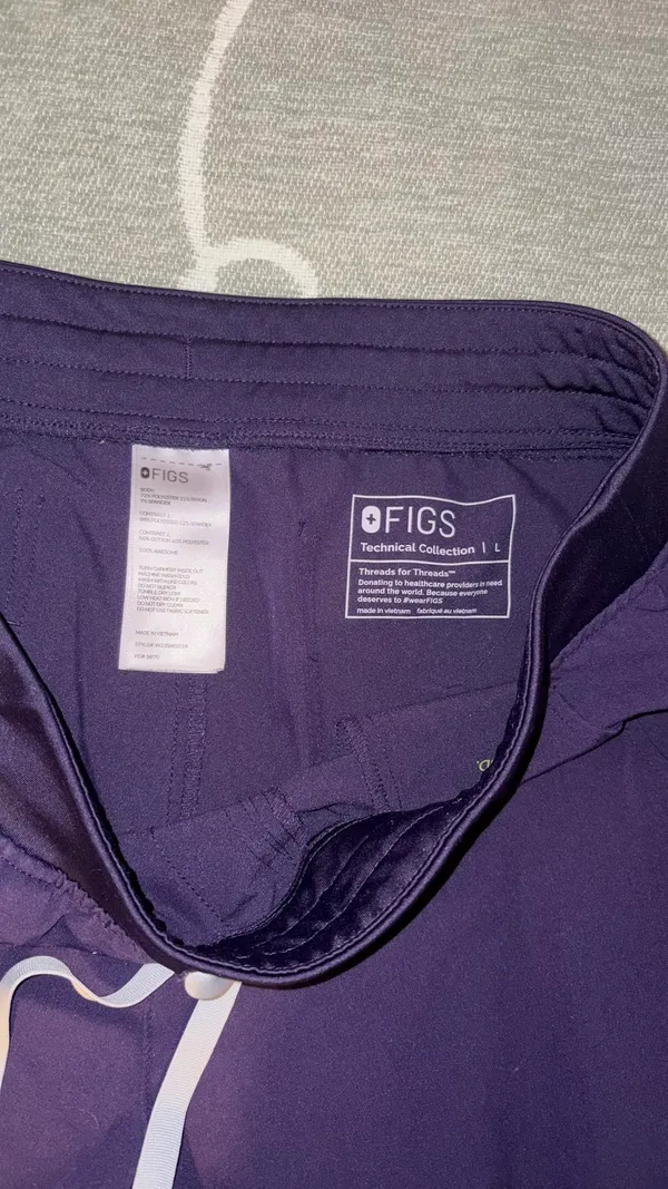 FIGS Scrub Jogger Pants - Image 2
