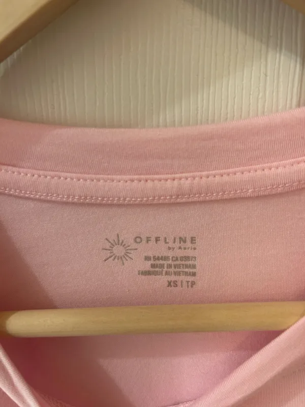 Offline By Aerie Top Cropped - Image 3