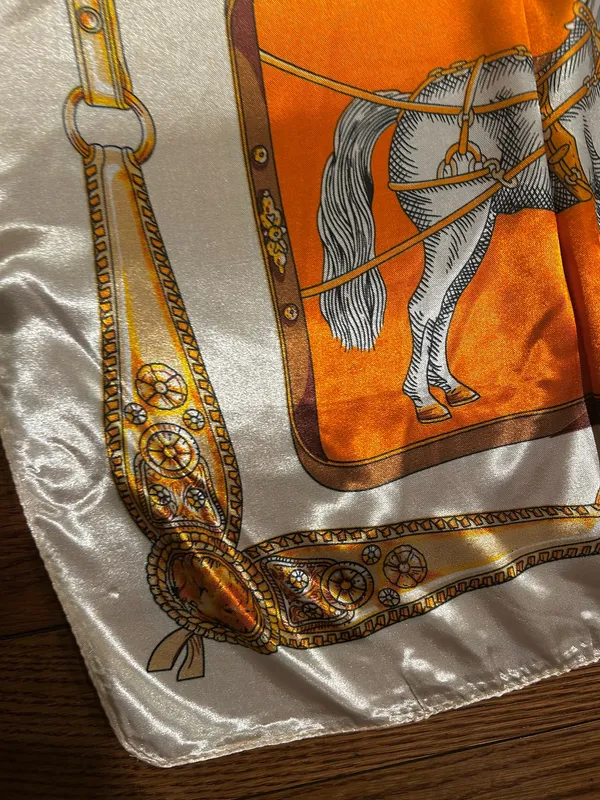 VINTAGE Equestrian ivory/ORANGE Horses&Tassels Print silky Scarf 35’/35’ - Image 14