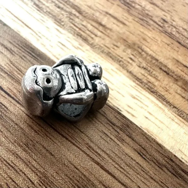 Silver tone boy charm - Image 11