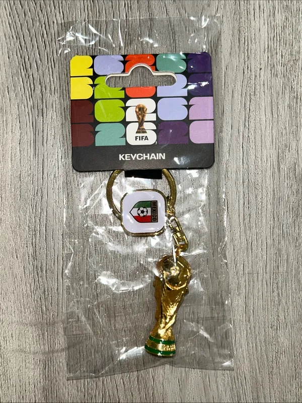 2026 FIFA World Cup 3D Trophy Keychain with Mexico Country Flag NWT - Image 3