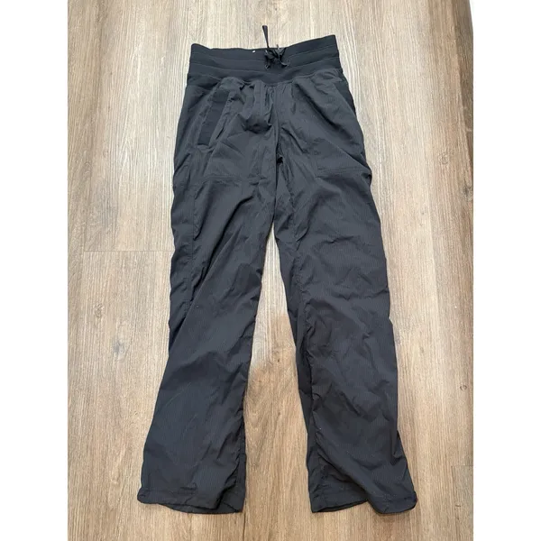 Lululemon Dance‎ Studio Pant in Size 2 Black Square Tag - Image 3