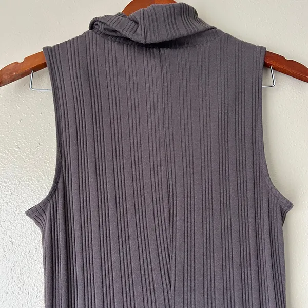 Nine West Taupe Gray Turtleneck Sleeveless Ribbed Midi Dress Size Medium - Image 8