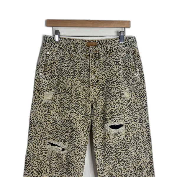 POL Jeans Womens 30 Medium Beige High Rise Crop Relaxed Leopard Distressed Denim - Image 2
